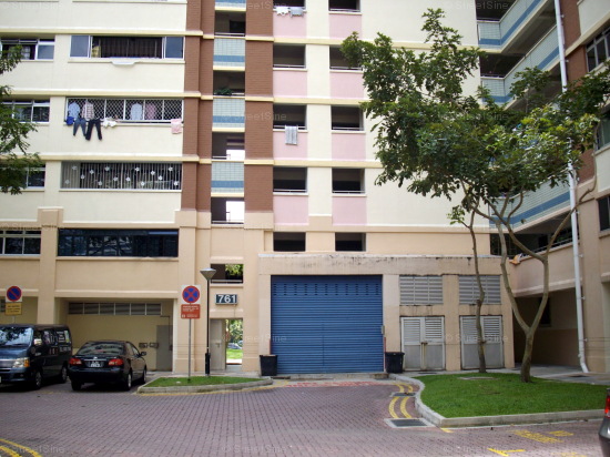 Blk 761 Jurong West Street 74 (Jurong West), HDB Executive #429612